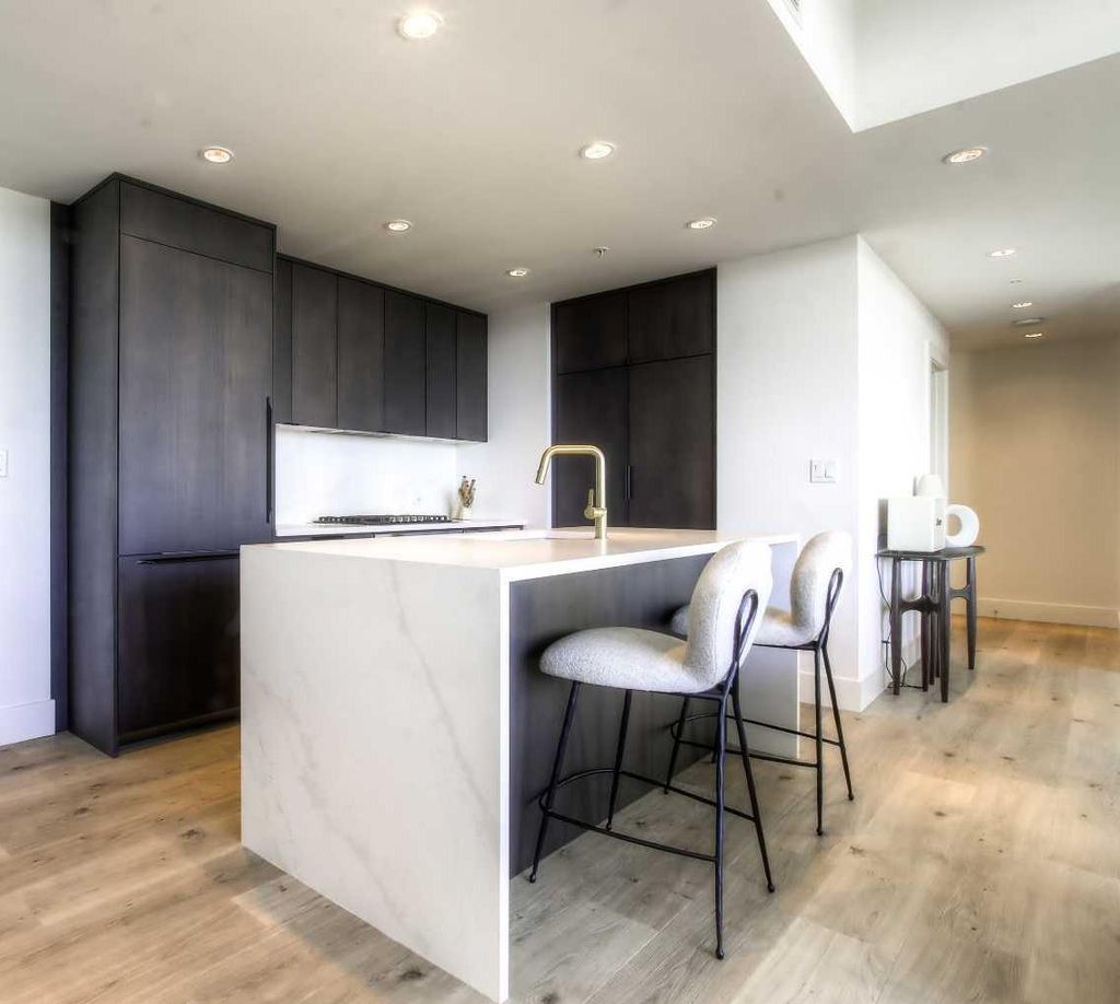 Photo of 46 9 Street NE #807, Calgary, AB T2E 7Y1 (MLS # A2295473)