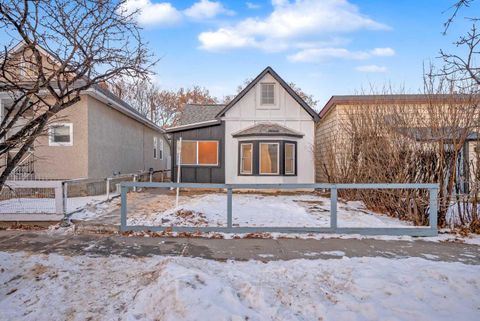 1022 18 Avenue SE Calgary AB T2G 1L6