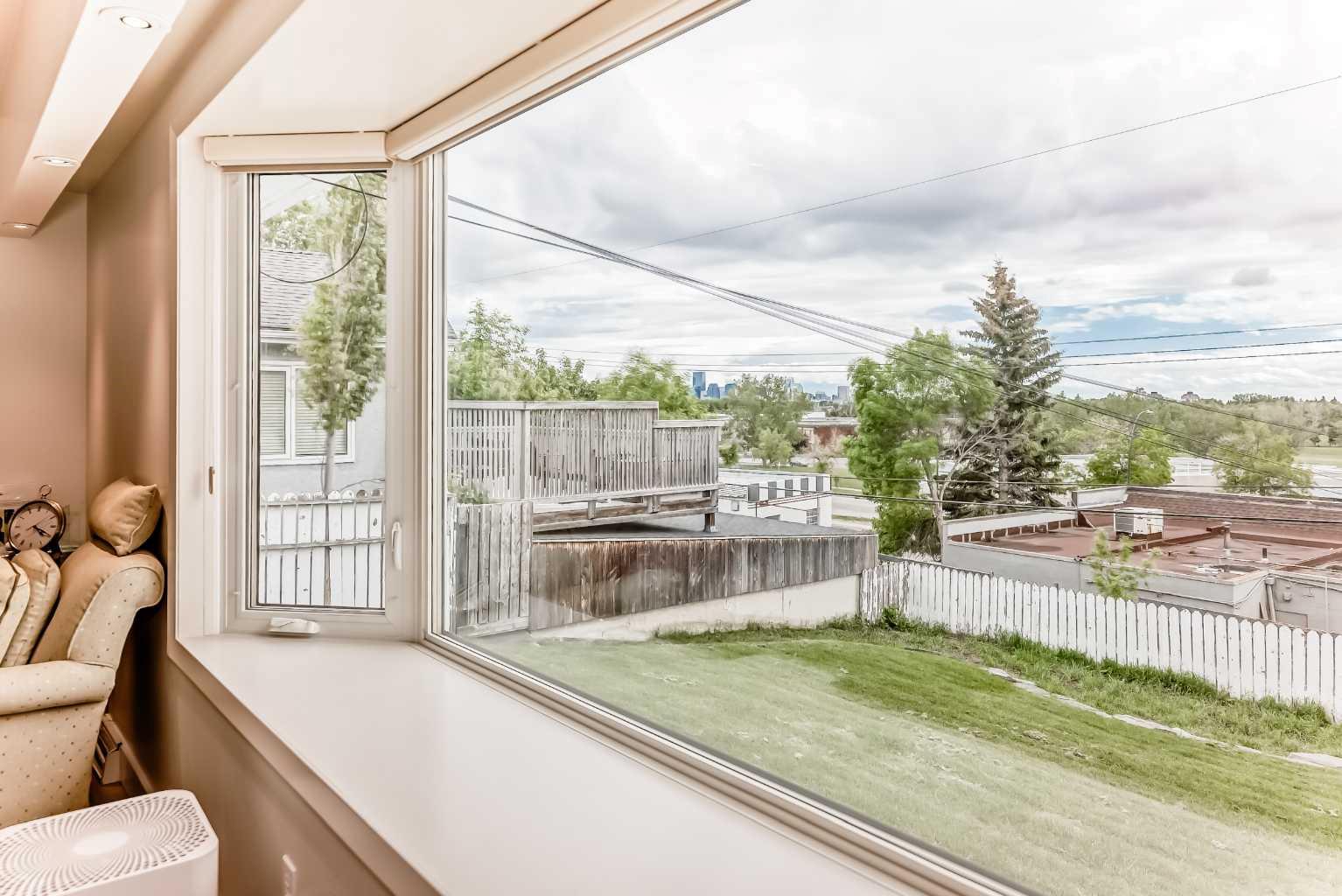 35 Collingwood Place NW