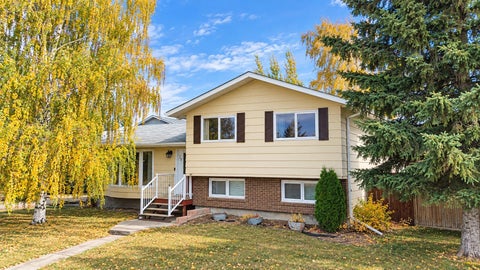 Photo of 101 Shacker Crescent, Hanna, AB T0J 1P0 (MLS # A2351788)