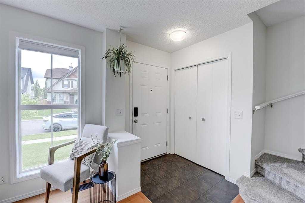 12 Elgin Meadows View SE
