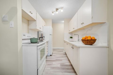 11620 Elbow Drive SW 803 Calgary AB T2W 3L6