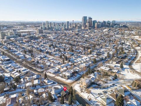 Property photo of 618 10 Street Ne, Calgary, AB T2e 4m9