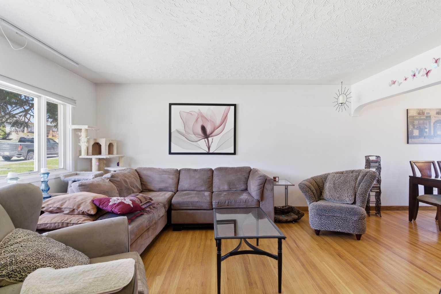 200 Hendon Drive NW