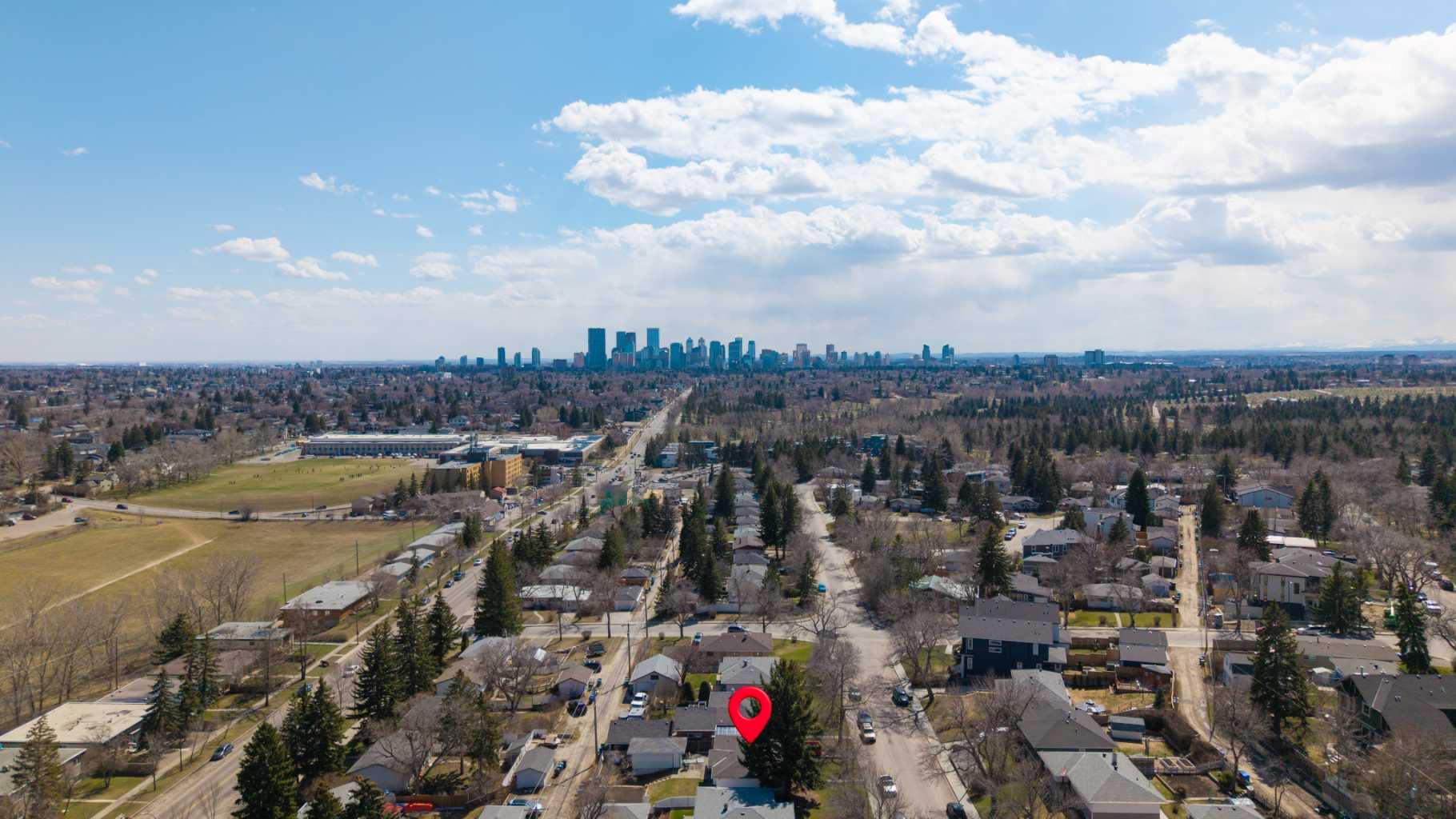 200 Hendon Drive NW