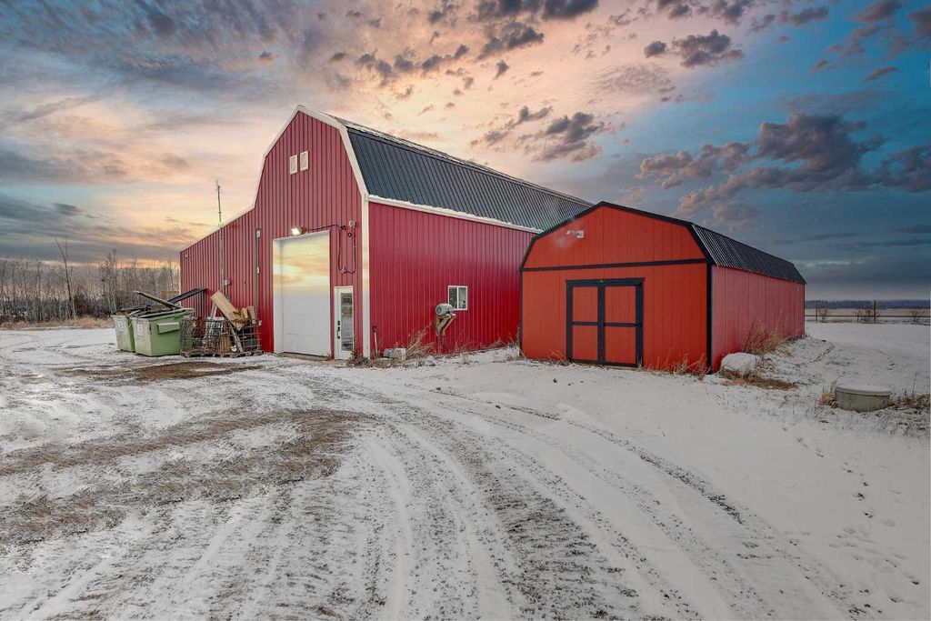 Photo of 22249A TWP RD 704, Rural Greenview No. 16, M.D. of, AB T0H 0C8 (MLS # A2291832)