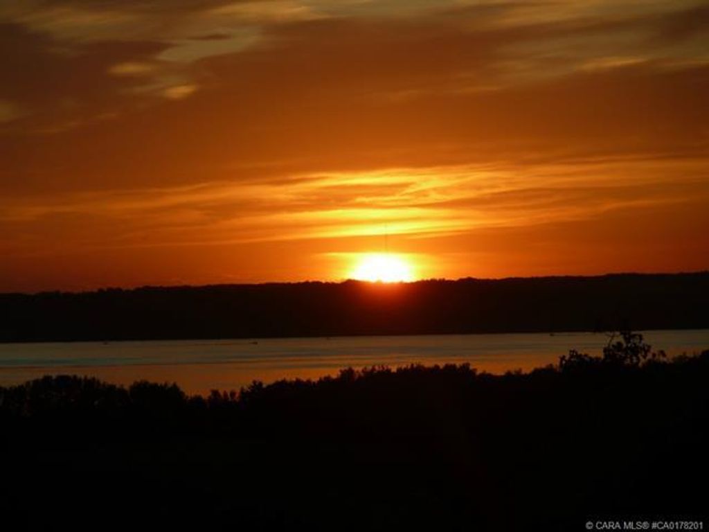 Photo of 420069 Range Road 284 #14, Rural Ponoka County, AB T4J 1R3 (MLS # A2305341)