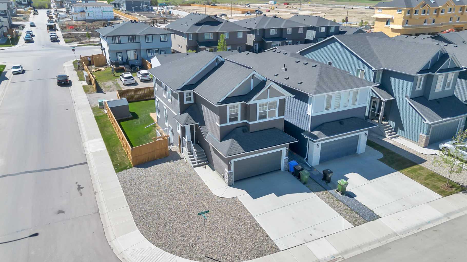 31 Creekside Grove SW
