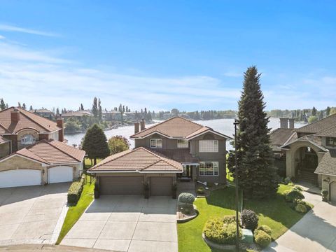 Photo of 230 Mckenzie Lake Bay SE, Calgary, AB T2Z 2H2 (MLS # A2253850) Photo of 230 Mckenzie Lake Bay SE, Calgary, AB T2Z 2H2 (MLS # A2253850)