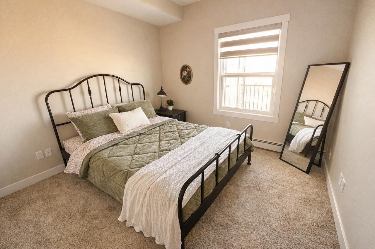 499 Meadowlake Court E 406