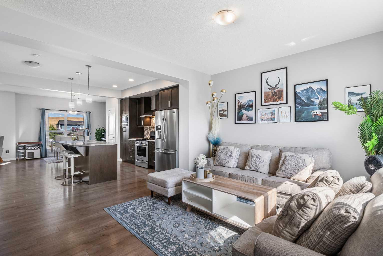 307 Walgrove Boulevard SE