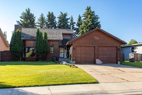 Photo of 6107 55 Avenue, Ponoka, AB T4J 1L2 (MLS # A2346958)
