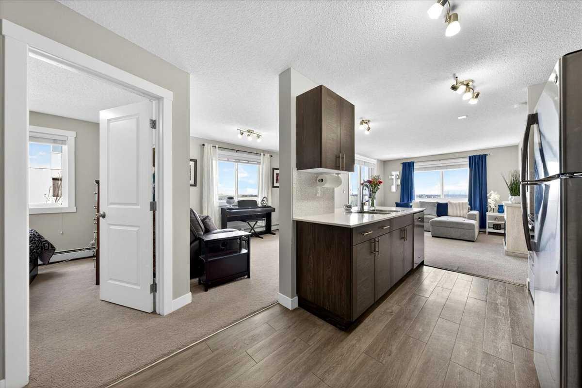 10 Kincora Glen Park NW 401
