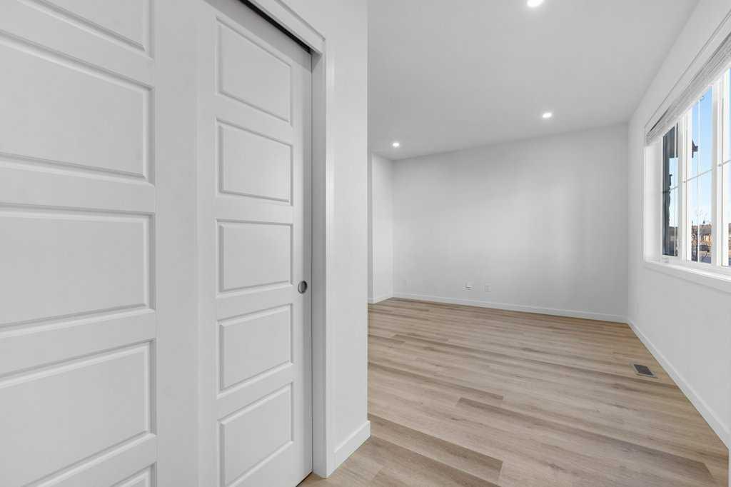 64 Creekside Boulevard SW