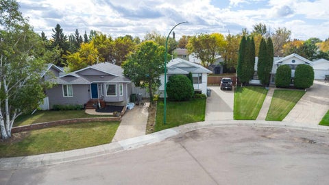 Photo of 4505 30A Street Close, Lloydminster, SK S9V 1X3 (MLS # A2347636)