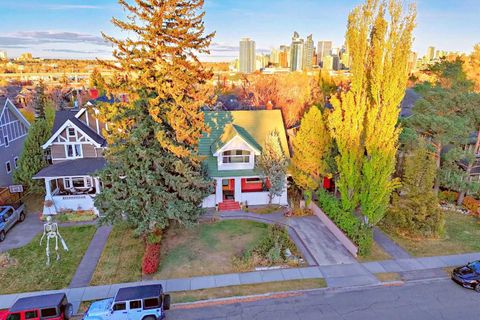 342 SUPERIOR Avenue SW Calgary AB T3C 2J2