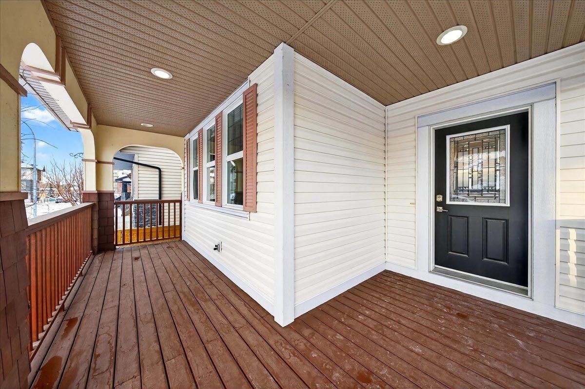 135 Skyview Springs Manor NE