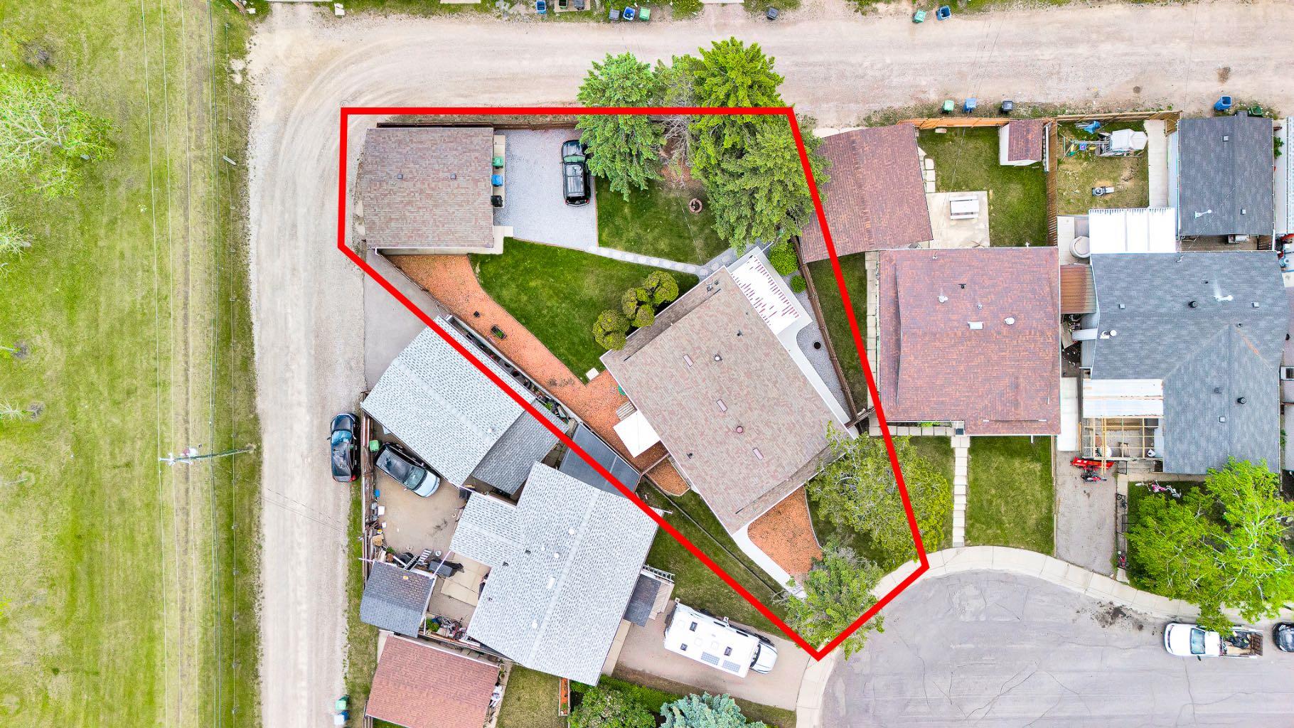 173 Margate Close NE
