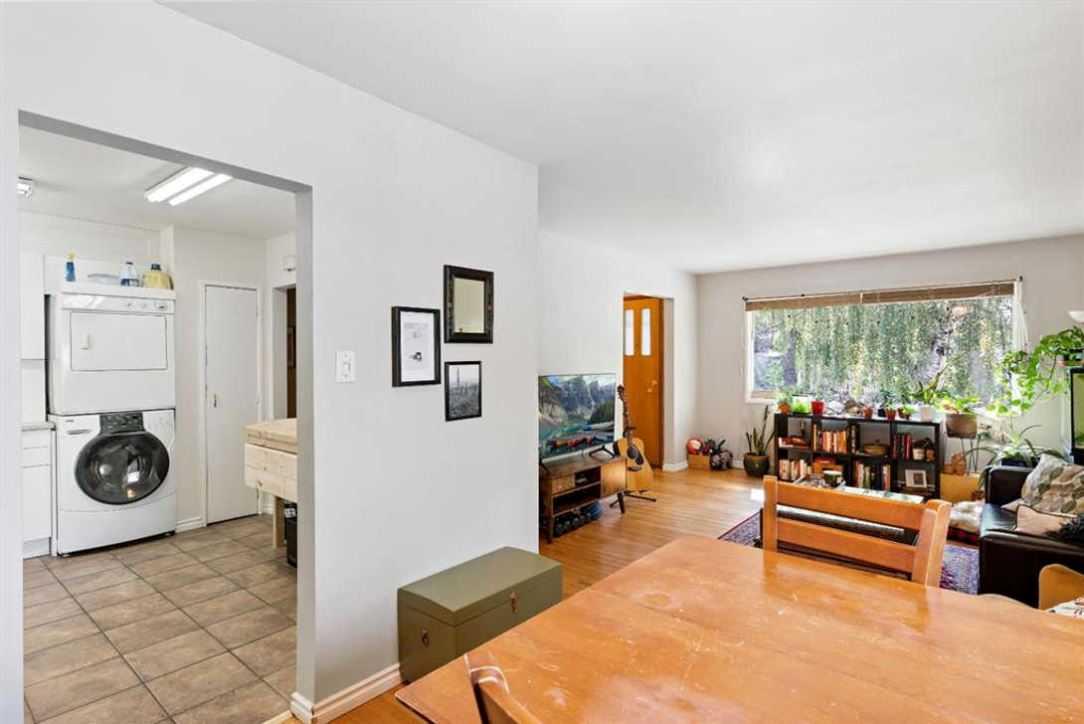 479 Northmount Drive NW