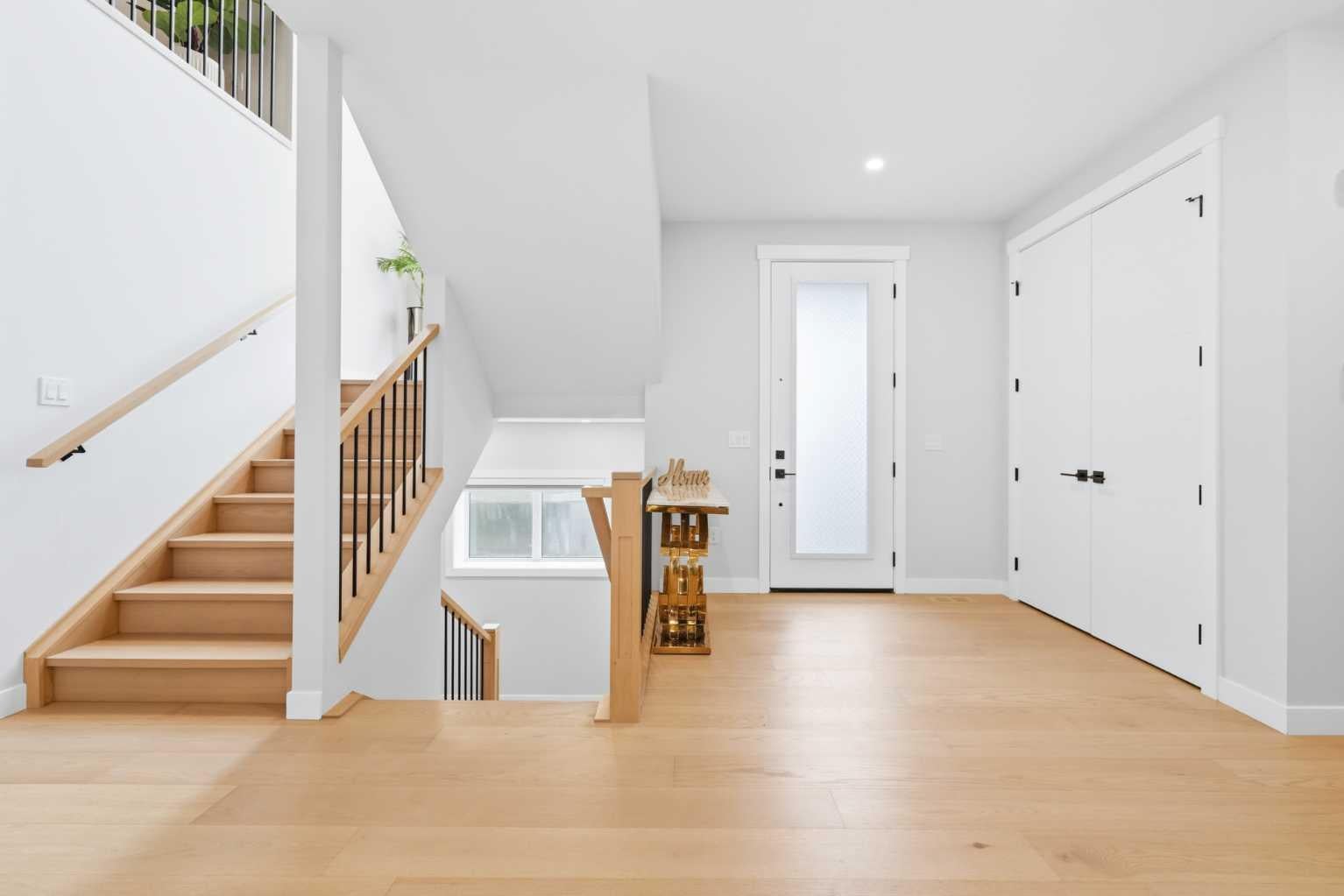 105 Rockhaven Green NW
