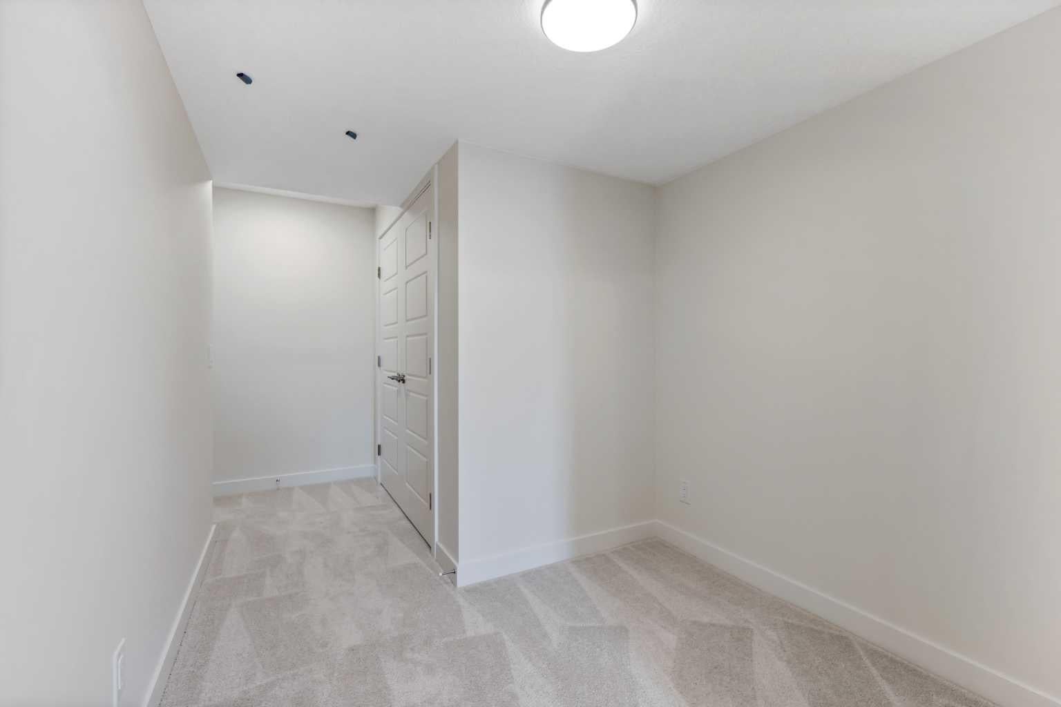 12 Waterford Glen