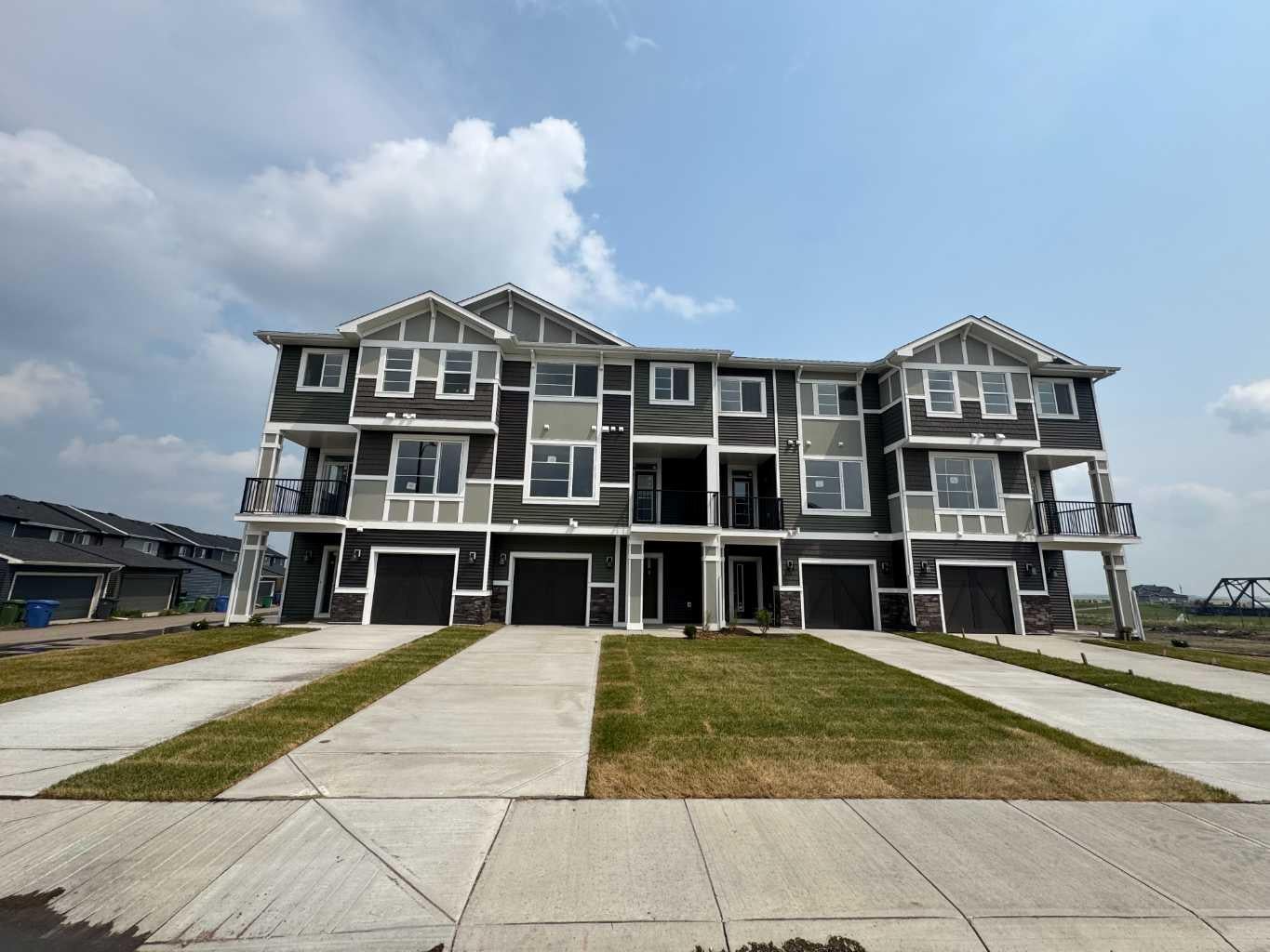 12 Waterford Glen