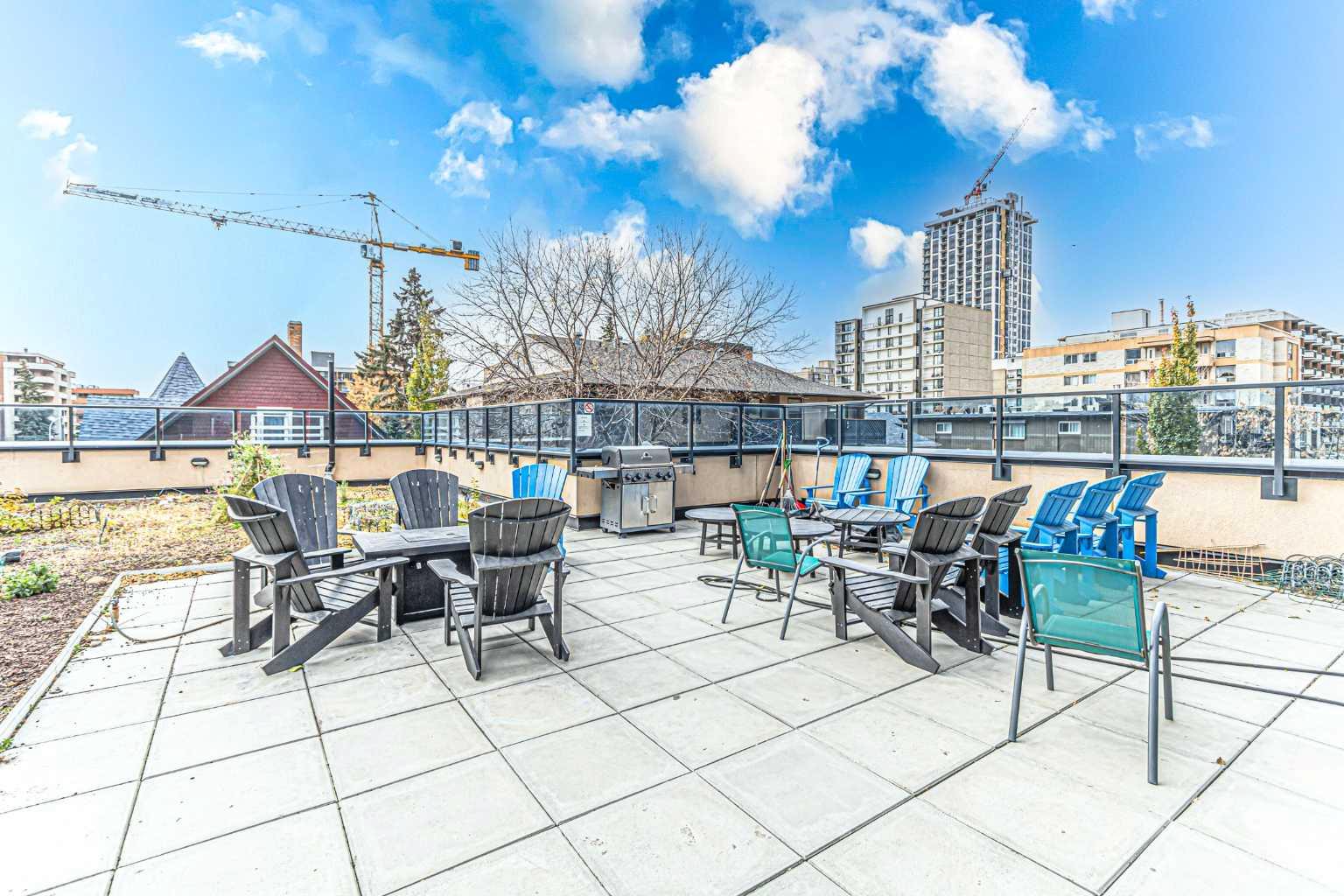 303 13 Avenue SW 1002