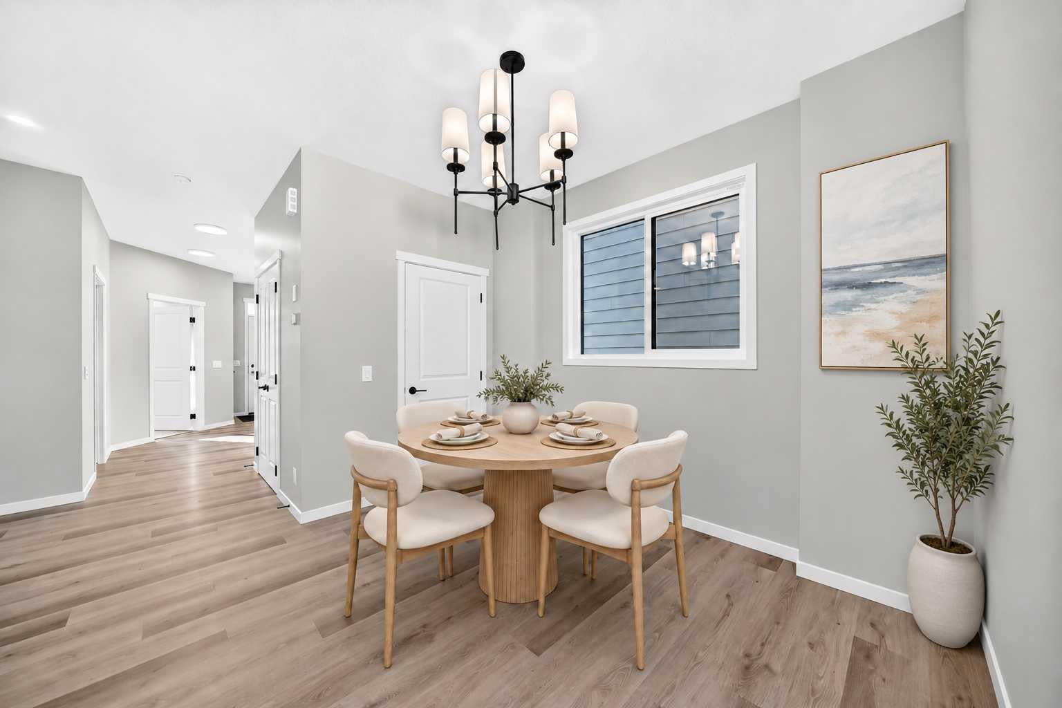 72 Mercado Road SE