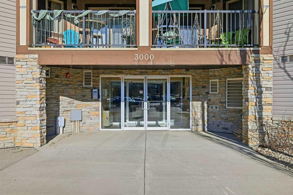 60 Panatella Street NW 3305