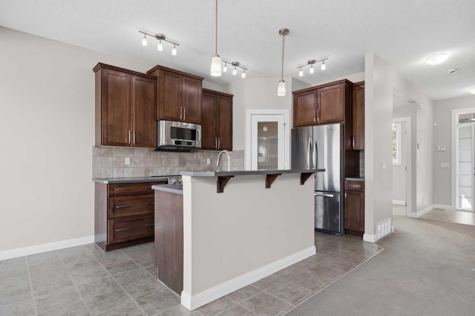 24 Evanspark Gardens NW