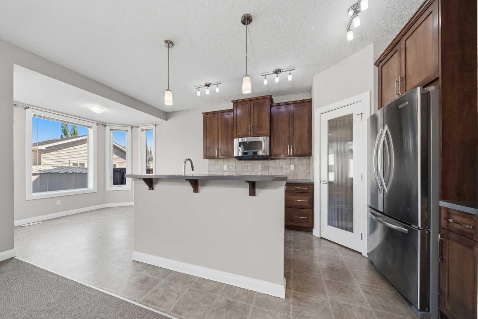 24 Evanspark Gardens NW