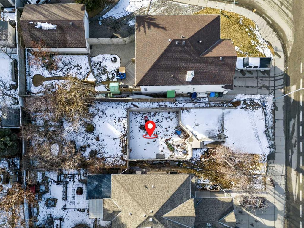 Photo of 10929 Hidden Valley Drive NW, Calgary, AB T3A 5V7 (MLS # A2282196)