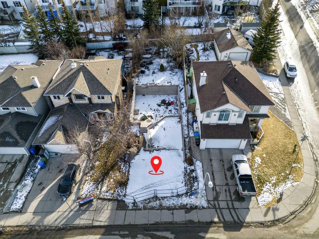 Photo of 10929 Hidden Valley Drive NW, Calgary, AB T3A 5V7 (MLS # A2282196)