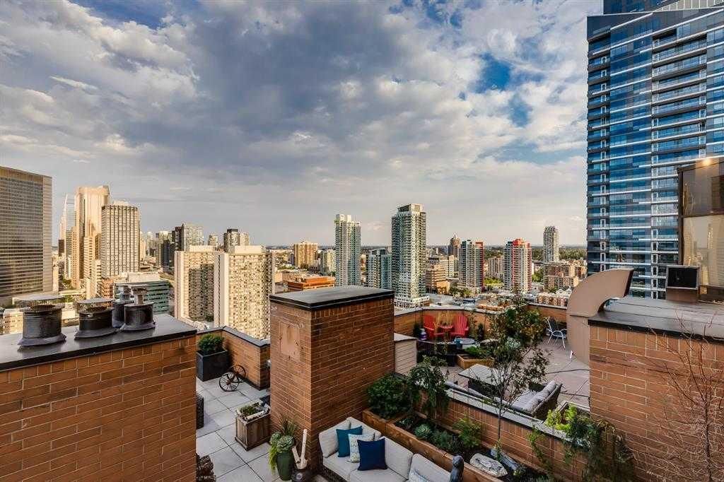 Photo of 1100 8 Avenue SW #2703, Calgary, AB T2X 2E6 (MLS # A2308603)