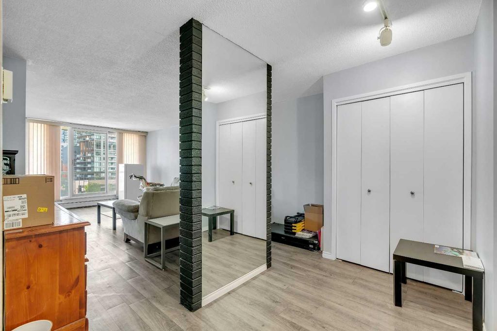Photo of 525 13 Avenue SW #603, Calgary, AB T2R 0K4 (MLS # A2288841)