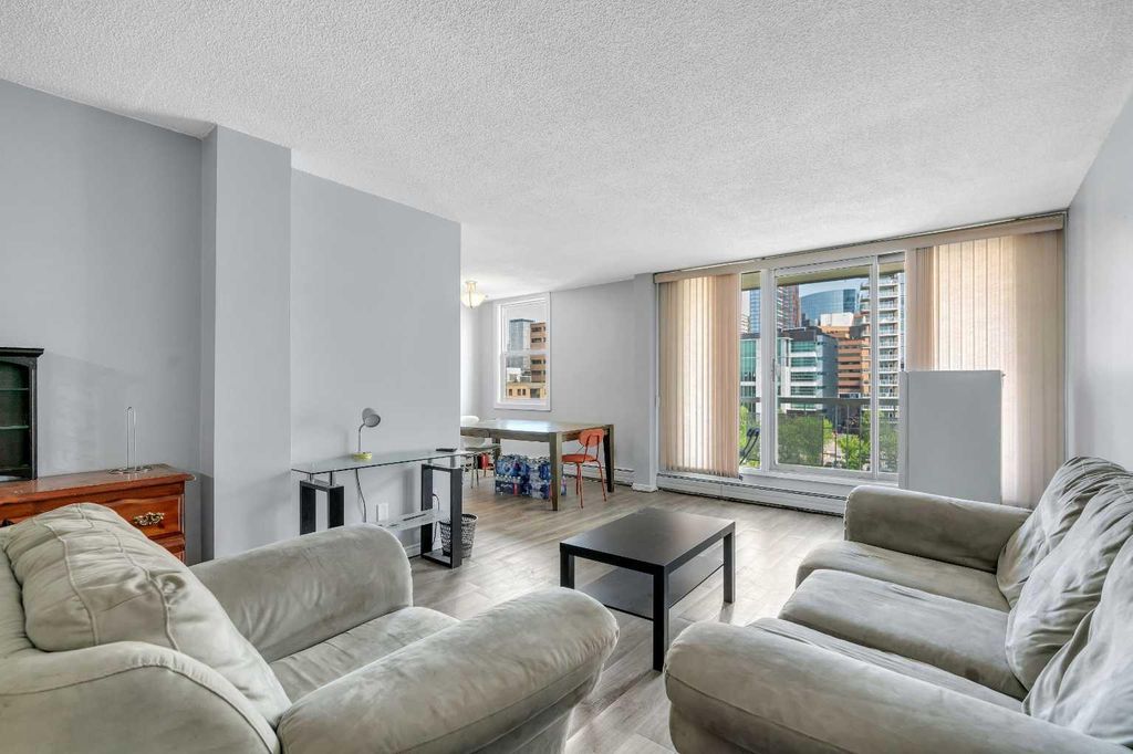 Photo of 525 13 Avenue SW #603, Calgary, AB T2R 0K4 (MLS # A2288841)
