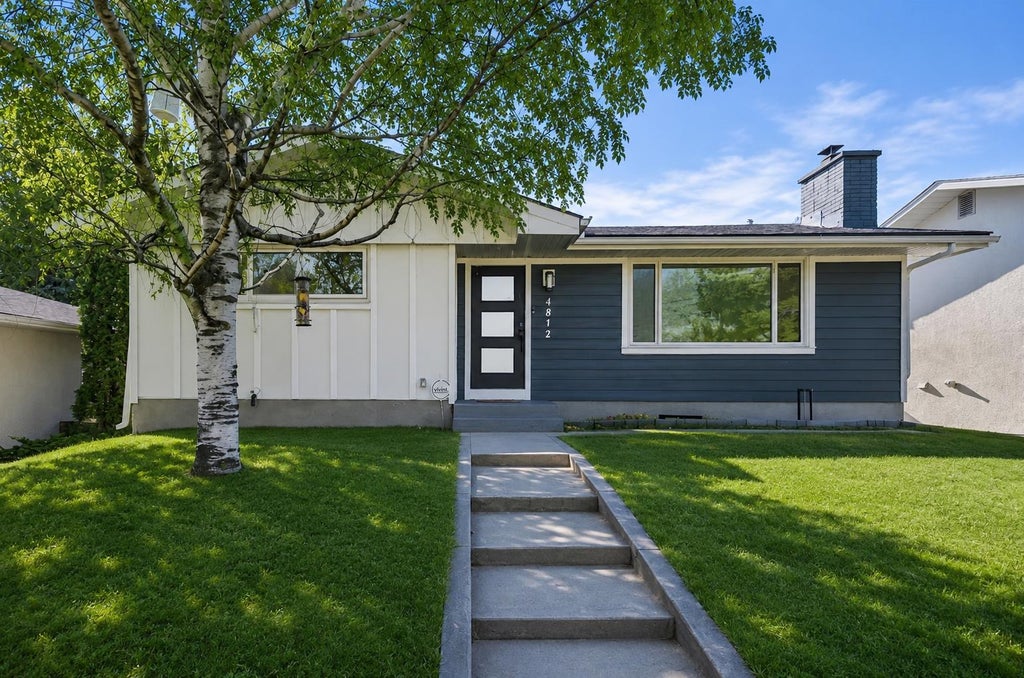 Photo of 4812 Verona Drive NW, Calgary, AB T3A 0P4 (MLS # A2330471)