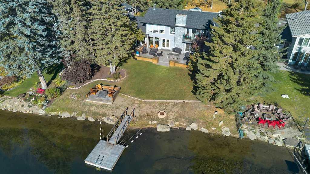 15 Midlake Green SE