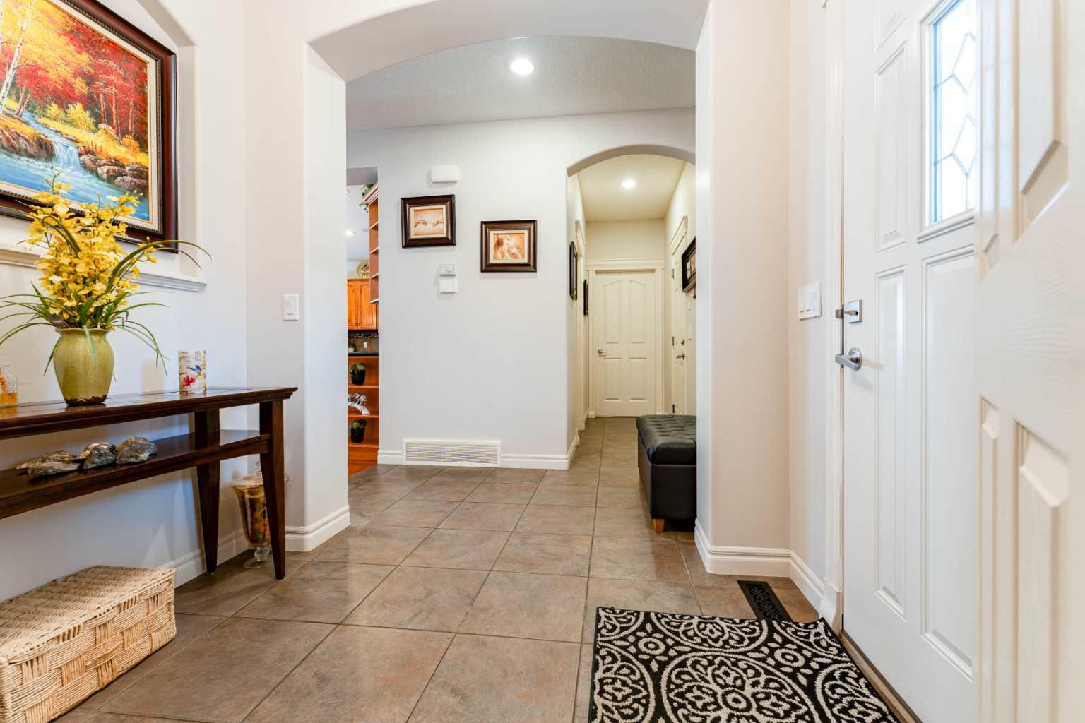 14 Bridlerange Circle SW