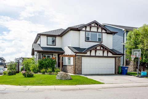 Photo of 2 Kingston View SE, Airdrie, AB T4A 0K4 (MLS # A2338444)