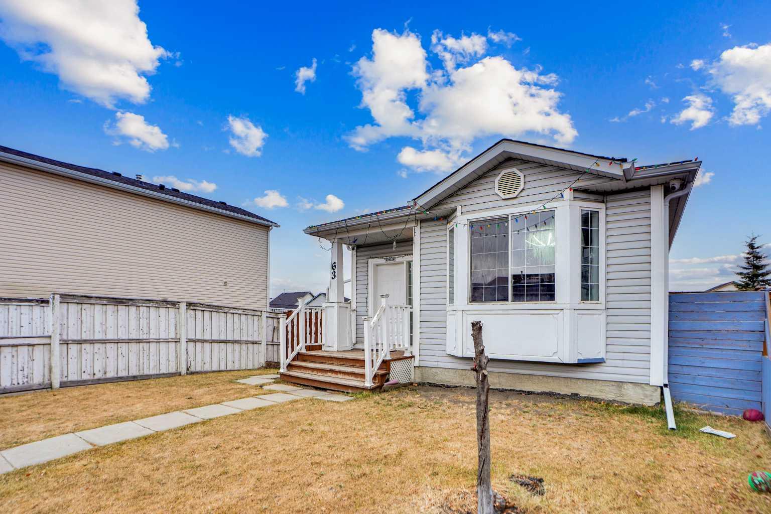 63 Martinbrook Road NE