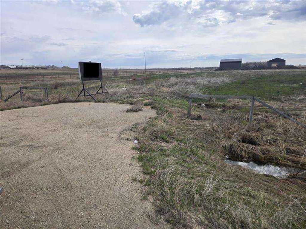 Photo of Hwy 43 Range Rd 53, Rural Grande Prairie No. 1, County of, AB T8X 0J5 (MLS # A2310296)