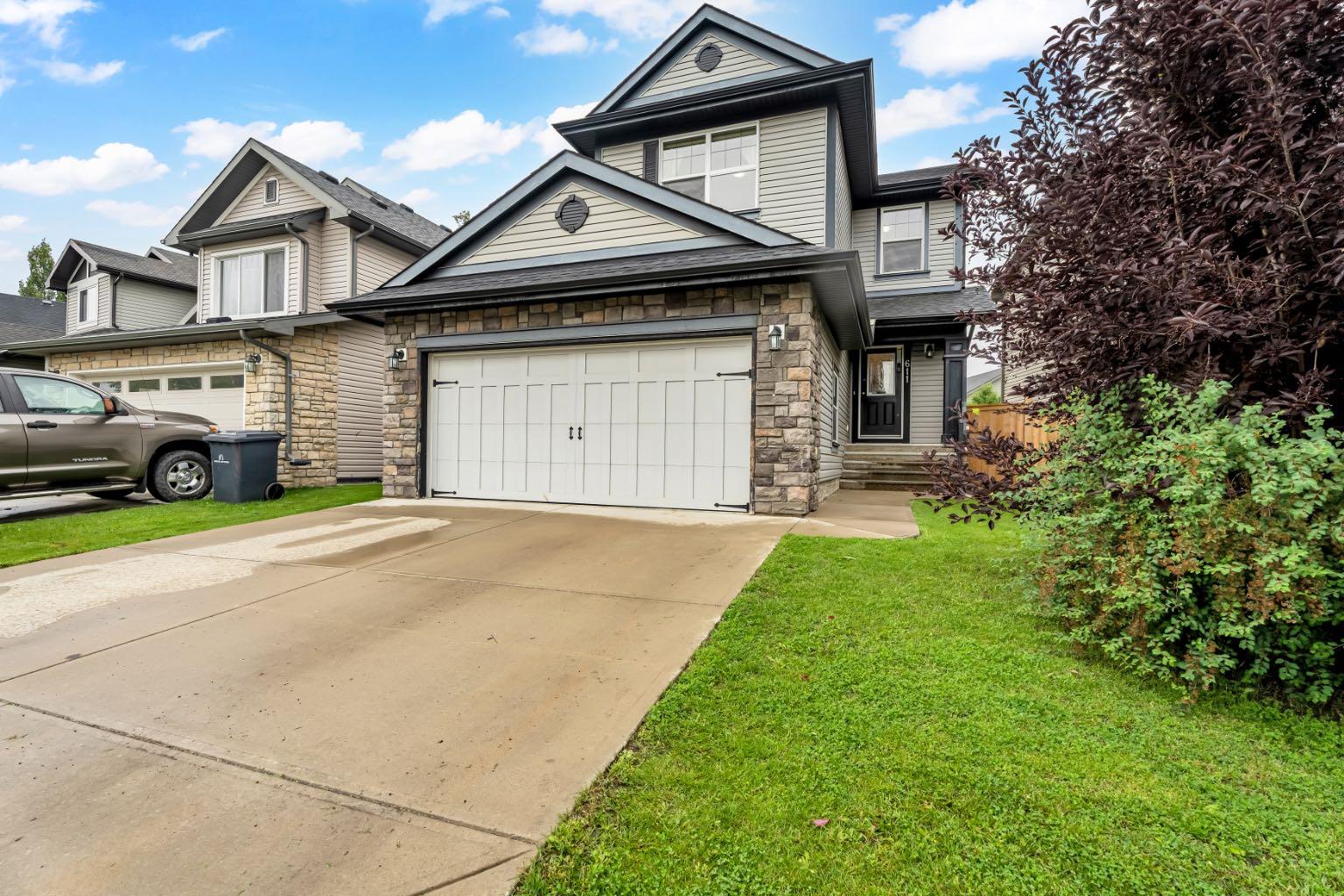 611 Monteith Drive SE