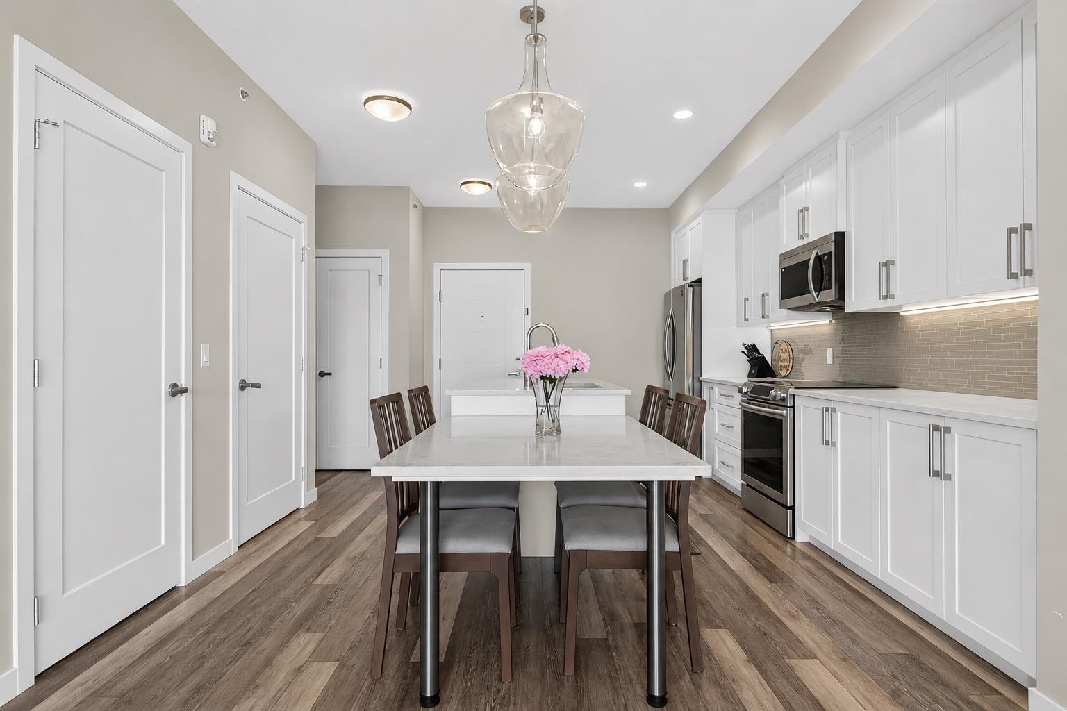 8530 8A Avenue SW 412