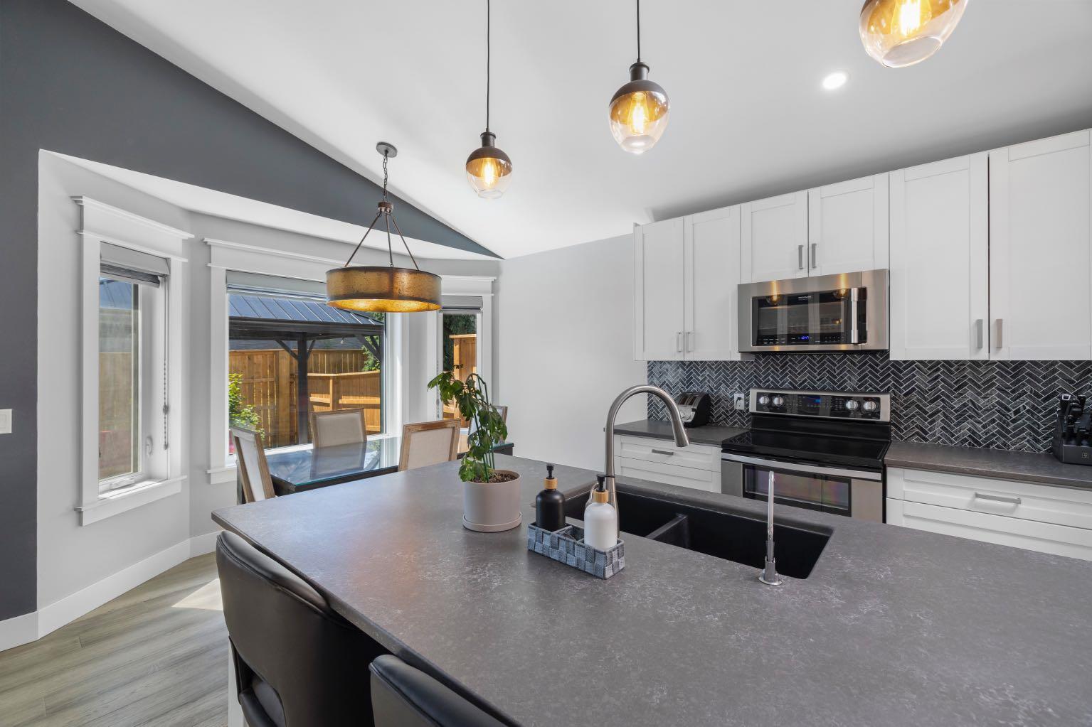 140 Valley Meadow Close NW