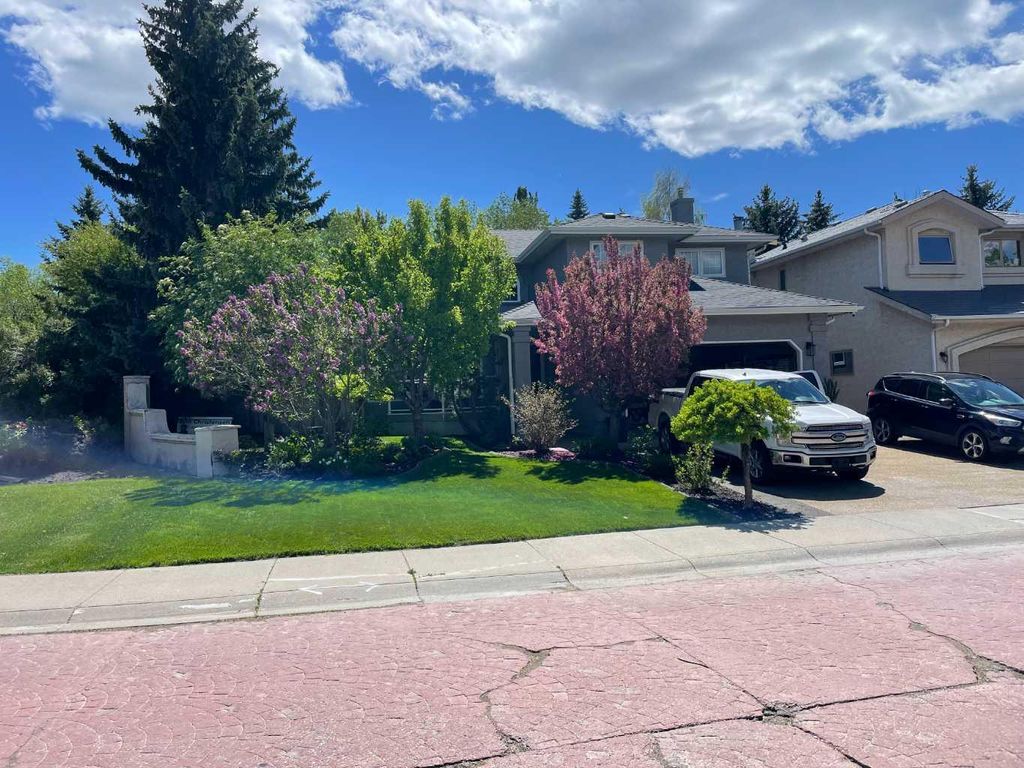 Photo of 7 Mountain Park Circle SE, Calgary, AB T2Z 2B8 (MLS # A2282437)