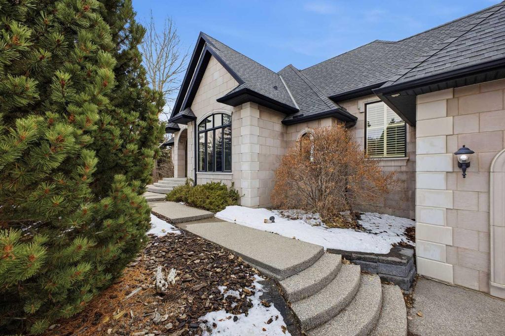 Photo of 405 Pinnacle Ridge Place SW, Rural Rocky View County, AB T3Z 3N8 (MLS # A2292406)