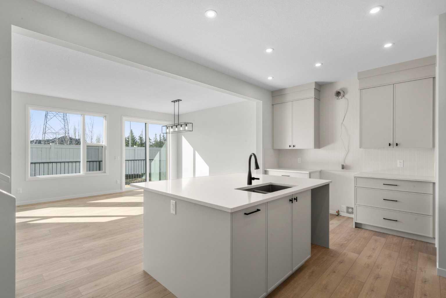 270 West Grove Lane SW