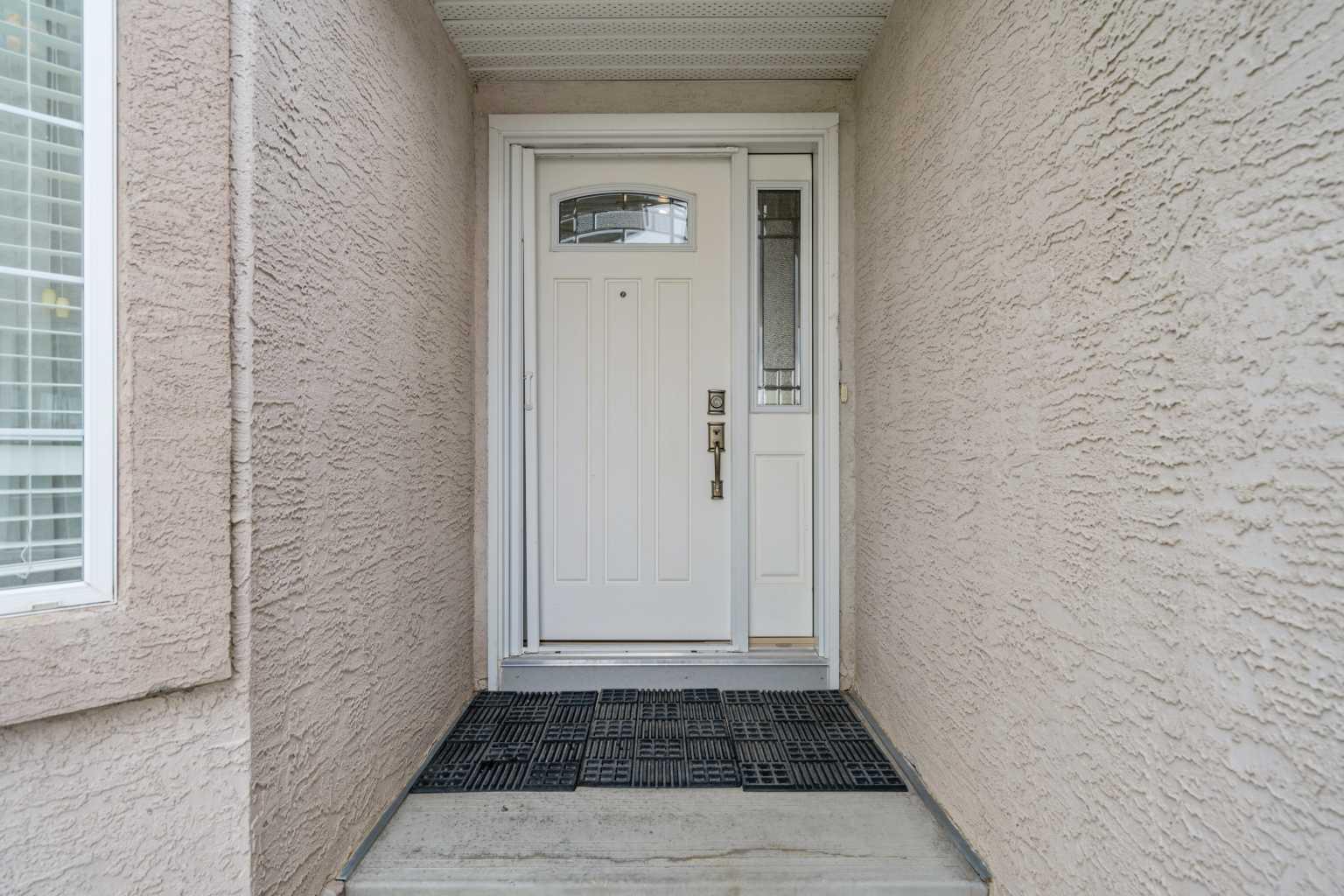 310 Riverside Garden NW