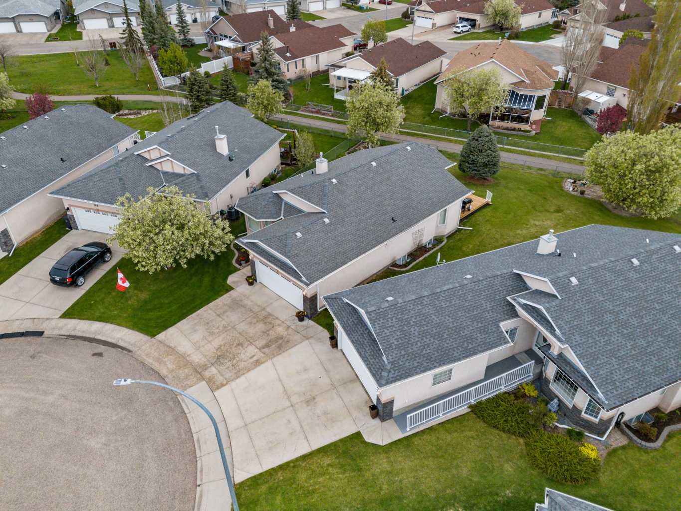 310 Riverside Garden NW